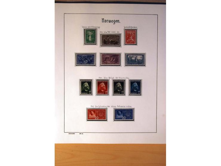 1855/1976, gestempelte überkpl. Sammlung mit Dienst- und Portomarken, u.a. Mi.-Nr. 1 mit Rost-, Orts- und Nummernstempel, daz