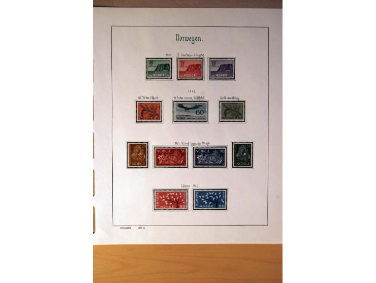 1855/1976, gestempelte überkpl. Sammlung mit Dienst- und Portomarken, u.a. Mi.-Nr. 1 mit Rost-, Orts- und Nummernstempel, daz
