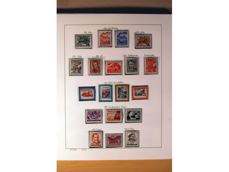1860/1967, anfangs gestempelte, später auch ungebrauchte/postfrische Sammlung mit vielen besseren Werten dabei Mi.-Nr. 1, 380