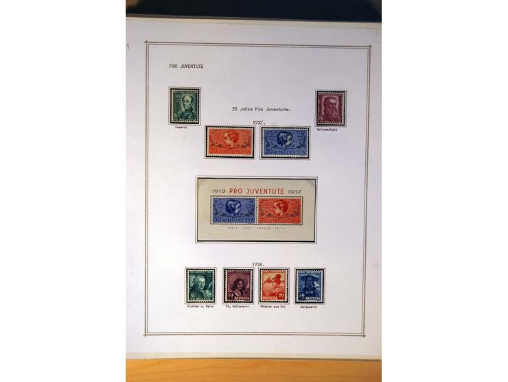 1881/1967, ungebrauchte und weitgehend kpl. bis überkpl. Sammlung mit Zusammendrucken und (bis auf Bl.1) allen Blocks