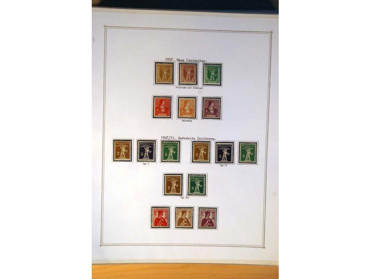 1881/1967, ungebrauchte und weitgehend kpl. bis überkpl. Sammlung mit Zusammendrucken und (bis auf Bl.1) allen Blocks