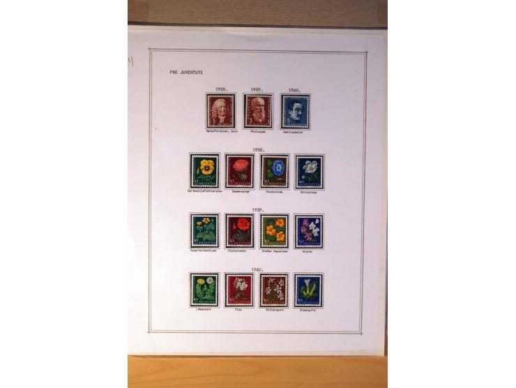 1881/1967, ungebrauchte und weitgehend kpl. bis überkpl. Sammlung mit Zusammendrucken und (bis auf Bl.1) allen Blocks