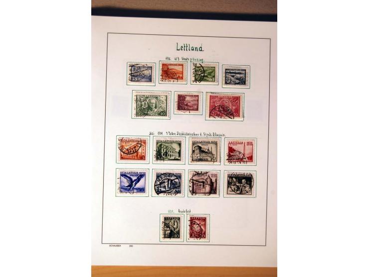 1865/1977, umfangreiche vorwiegend ungebrauchte und gestempelte Sammlung Estland, Lettland und Litauen, Tschechoslowakei, Rum