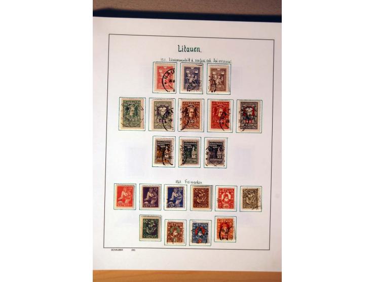 1865/1977, umfangreiche vorwiegend ungebrauchte und gestempelte Sammlung Estland, Lettland und Litauen, Tschechoslowakei, Rum