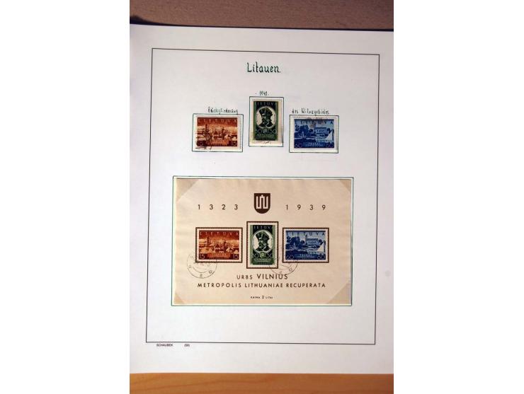 1865/1977, umfangreiche vorwiegend ungebrauchte und gestempelte Sammlung Estland, Lettland und Litauen, Tschechoslowakei, Rum