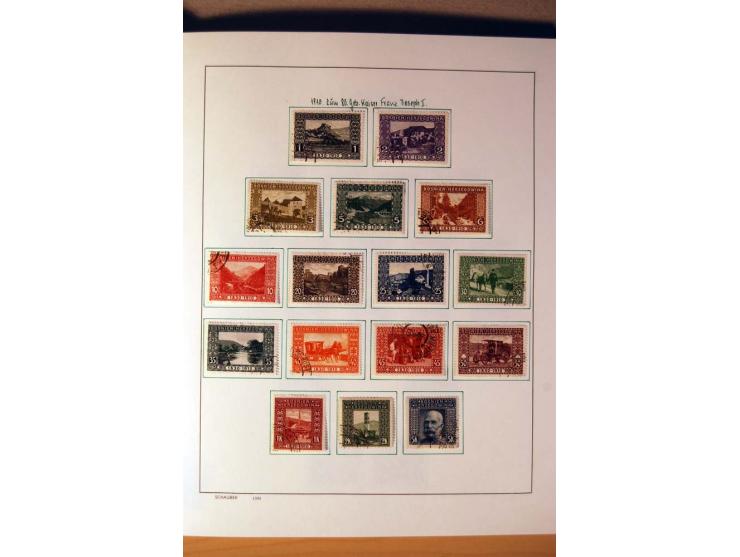 1865/1977, umfangreiche vorwiegend ungebrauchte und gestempelte Sammlung Estland, Lettland und Litauen, Tschechoslowakei, Rum