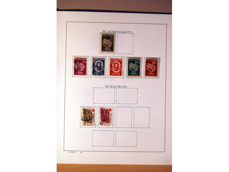 1865/1977, umfangreiche vorwiegend ungebrauchte und gestempelte Sammlung Estland, Lettland und Litauen, Tschechoslowakei, Rum