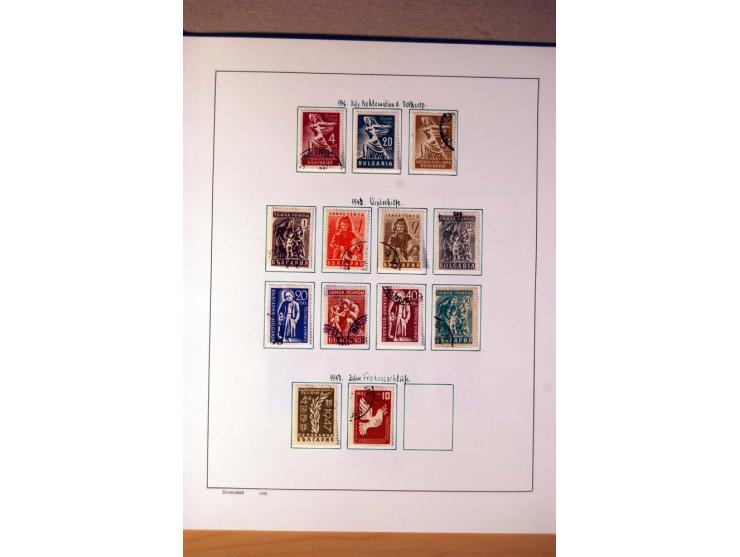 1865/1977, umfangreiche vorwiegend ungebrauchte und gestempelte Sammlung Estland, Lettland und Litauen, Tschechoslowakei, Rum