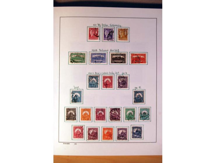 1865/1977, umfangreiche vorwiegend ungebrauchte und gestempelte Sammlung Estland, Lettland und Litauen, Tschechoslowakei, Rum