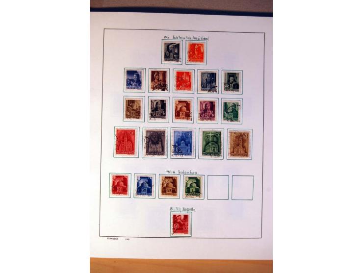 1865/1977, umfangreiche vorwiegend ungebrauchte und gestempelte Sammlung Estland, Lettland und Litauen, Tschechoslowakei, Rum