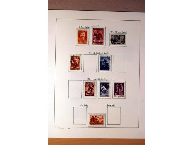 1865/1977, umfangreiche vorwiegend ungebrauchte und gestempelte Sammlung Estland, Lettland und Litauen, Tschechoslowakei, Rum