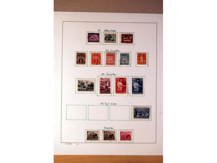 1865/1977, umfangreiche vorwiegend ungebrauchte und gestempelte Sammlung Estland, Lettland und Litauen, Tschechoslowakei, Rum
