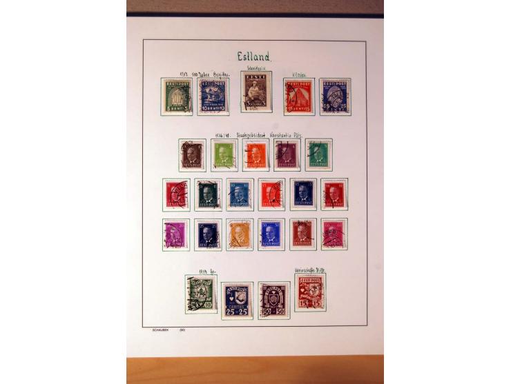1865/1977, umfangreiche vorwiegend ungebrauchte und gestempelte Sammlung Estland, Lettland und Litauen, Tschechoslowakei, Rum