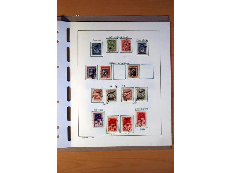 1858/1975, vorwiegend gestempelte Sammlung Ecuador, Kolumbien, Paraguay, Peru, Uruguay und Venezuela, dabei etliche bessere W