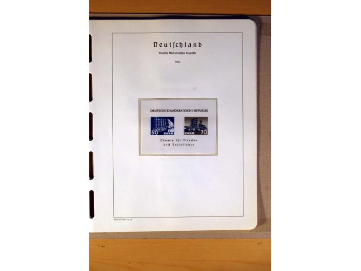 1945/90,  ungebrauchte, postfrische und gestempelte Sammlung dabei Bund/Berlin und DDR in den Hauptnummern bis 1960 augensche