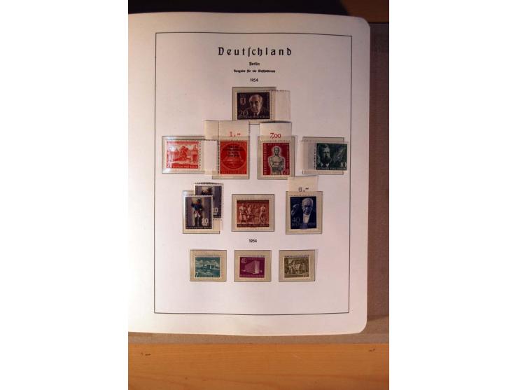 1945/90,  ungebrauchte, postfrische und gestempelte Sammlung dabei Bund/Berlin und DDR in den Hauptnummern bis 1960 augensche
