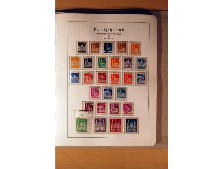 1945/90,  ungebrauchte, postfrische und gestempelte Sammlung dabei Bund/Berlin und DDR in den Hauptnummern bis 1960 augensche