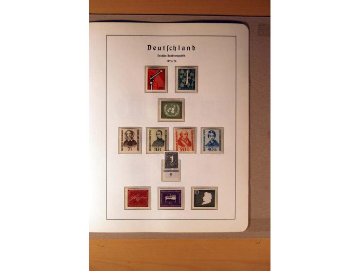 1945/90,  ungebrauchte, postfrische und gestempelte Sammlung dabei Bund/Berlin und DDR in den Hauptnummern bis 1960 augensche