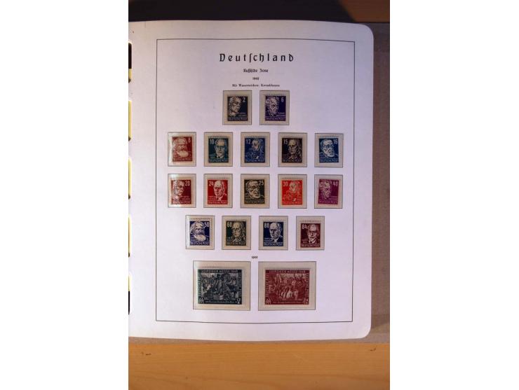 1945/90,  ungebrauchte, postfrische und gestempelte Sammlung dabei Bund/Berlin und DDR in den Hauptnummern bis 1960 augensche
