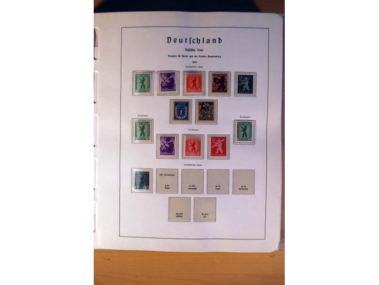 1945/90,  ungebrauchte, postfrische und gestempelte Sammlung dabei Bund/Berlin und DDR in den Hauptnummern bis 1960 augensche
