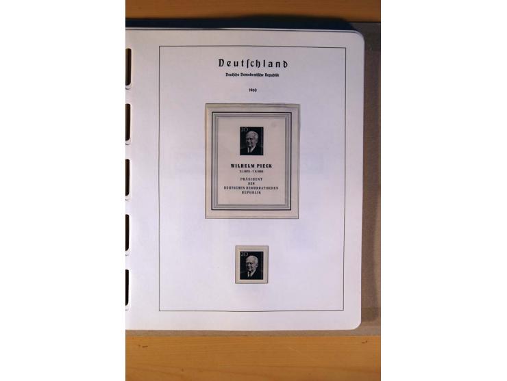 1945/90,  ungebrauchte, postfrische und gestempelte Sammlung dabei Bund/Berlin und DDR in den Hauptnummern bis 1960 augensche