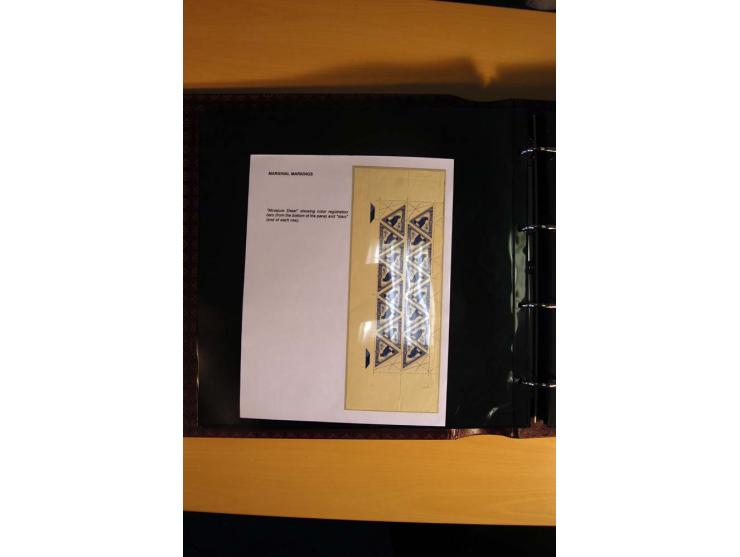 1930, Spezialsammlung der Allthing-Ausgaben, ungebraucht und gestempelt sowie mit zahlreichen Briefen und Karten, dabei viel 