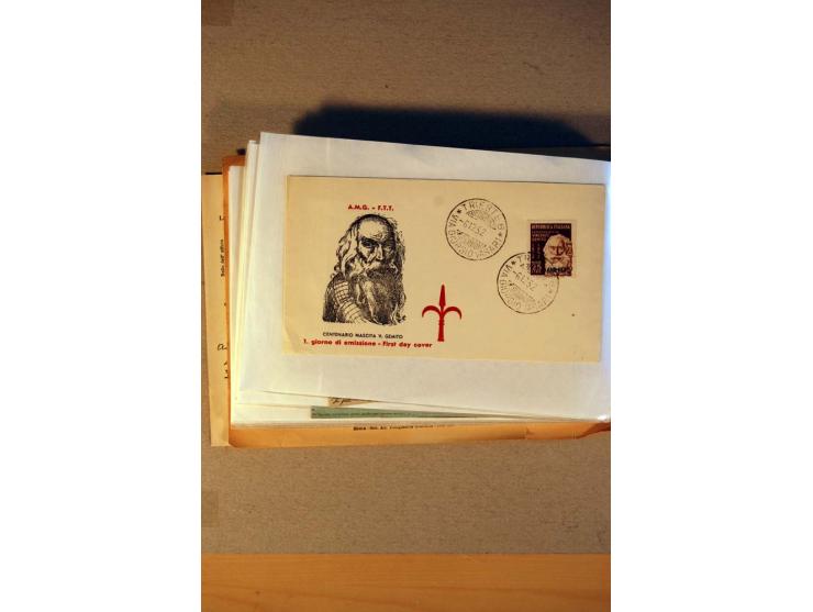 1812/1970, kleiner Posten Briefe und Karten inkl. Triest und San Marino, Schwerpunkt bei den Ganzsachen mit u.a. P 156 gebrau