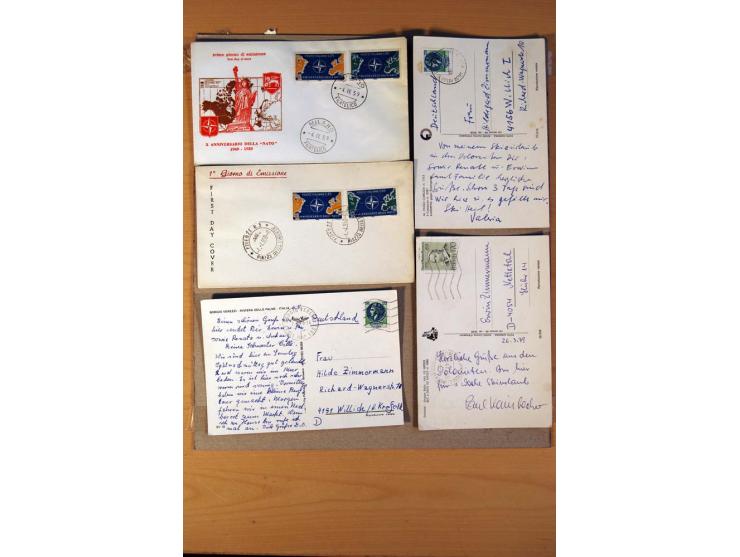 1877/1980 (ca.), Posten mit rund 370 Briefen, Karten und  vielen Ganzsachen (u.a. 20mal P 45), dabei auch Bedarfspost mit Pak