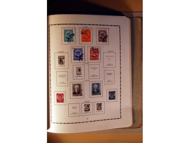 1918/60, meist gestempelter Doublettenposten auf Albenseiten, dazu ca. 60 Briefe und Karten vor 1960 mit auch Portomarken-Fra