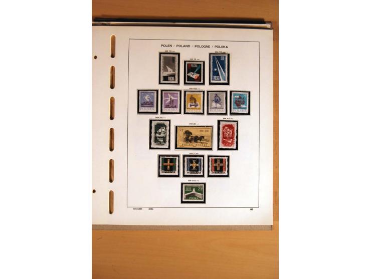1860/1960 (ca.), ungebrauchte, postfrische und gestempelte Sammlung mit Nr. 1, Bl.1, Bl.10, schönem Teil Groszy-Aufdrucken et