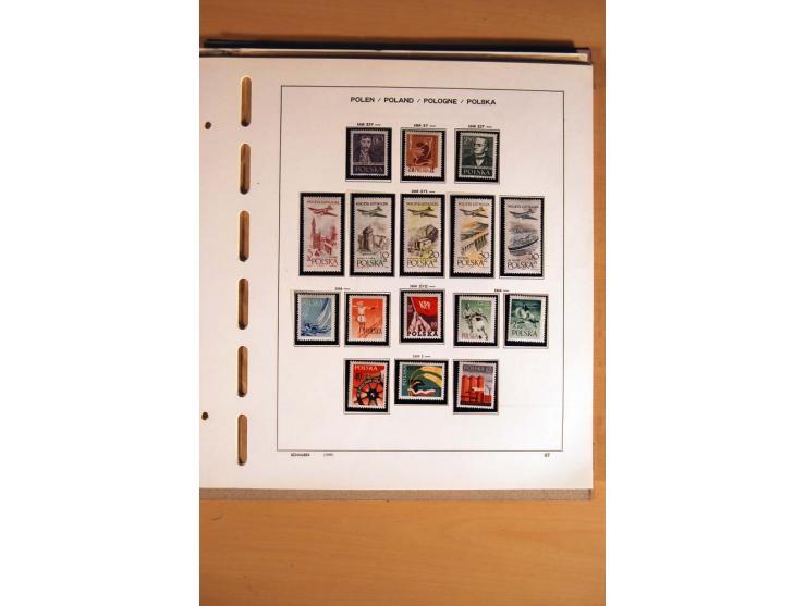 1860/1960 (ca.), ungebrauchte, postfrische und gestempelte Sammlung mit Nr. 1, Bl.1, Bl.10, schönem Teil Groszy-Aufdrucken et