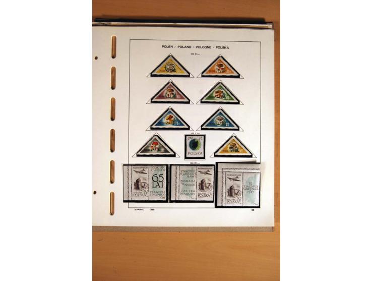 1860/1960 (ca.), ungebrauchte, postfrische und gestempelte Sammlung mit Nr. 1, Bl.1, Bl.10, schönem Teil Groszy-Aufdrucken et