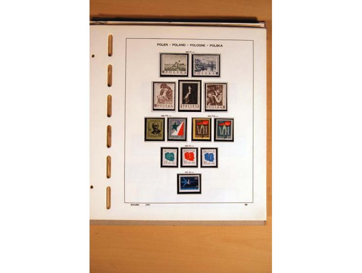 1860/1960 (ca.), ungebrauchte, postfrische und gestempelte Sammlung mit Nr. 1, Bl.1, Bl.10, schönem Teil Groszy-Aufdrucken et