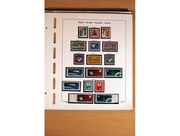 1860/1960 (ca.), ungebrauchte, postfrische und gestempelte Sammlung mit Nr. 1, Bl.1, Bl.10, schönem Teil Groszy-Aufdrucken et