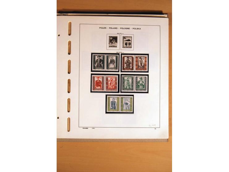 1860/1960 (ca.), ungebrauchte, postfrische und gestempelte Sammlung mit Nr. 1, Bl.1, Bl.10, schönem Teil Groszy-Aufdrucken et