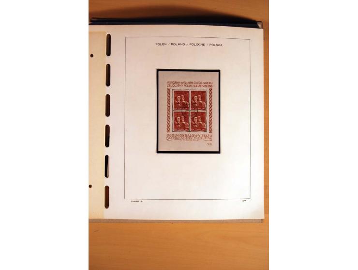 1860/1960 (ca.), ungebrauchte, postfrische und gestempelte Sammlung mit Nr. 1, Bl.1, Bl.10, schönem Teil Groszy-Aufdrucken et