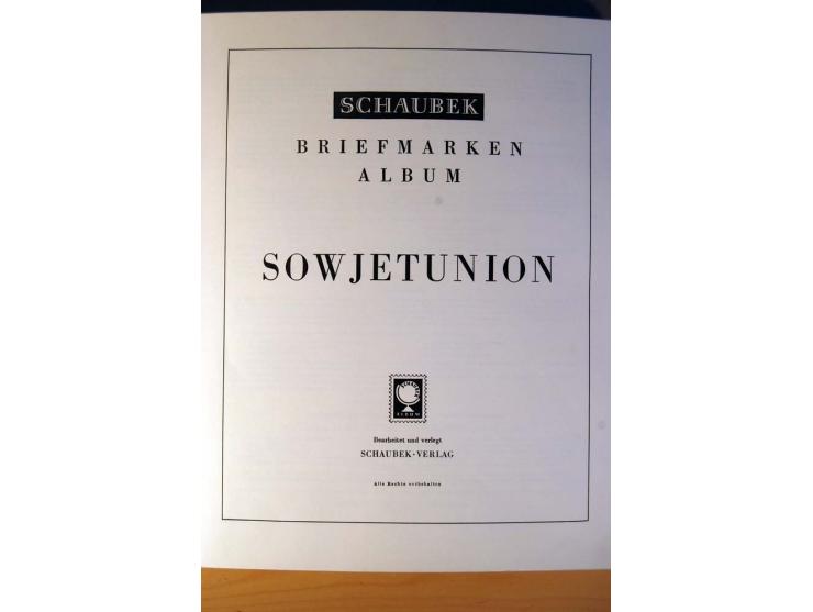 1857/1990 (ca.), postfrische, ungebrauchte und gestempelte Sammlung mit auch diversem Doublettenmaterial, dabei Nr. 1, 39y, S