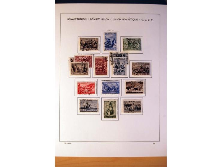 1857/1990 (ca.), postfrische, ungebrauchte und gestempelte Sammlung mit auch diversem Doublettenmaterial, dabei Nr. 1, 39y, S