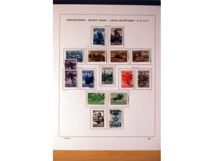 1857/1990 (ca.), postfrische, ungebrauchte und gestempelte Sammlung mit auch diversem Doublettenmaterial, dabei Nr. 1, 39y, S