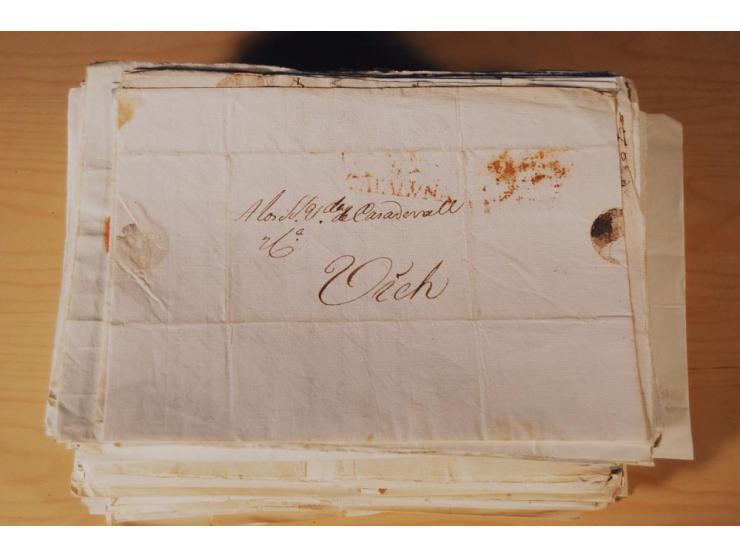 1830/50 (ca.), rd. 300 aktenfrische Vorphilabriefe mit Inhalt, alle mit roten oder schwarzen L2 bzw. DKr. mit diversen Taxste