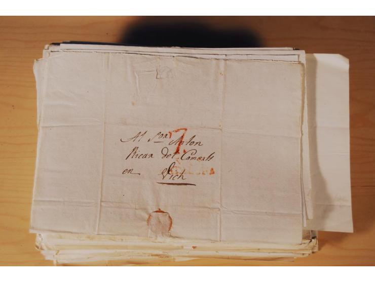 1830/50 (ca.), rd. 300 aktenfrische Vorphilabriefe mit Inhalt, alle mit roten oder schwarzen L2 bzw. DKr. mit diversen Taxste