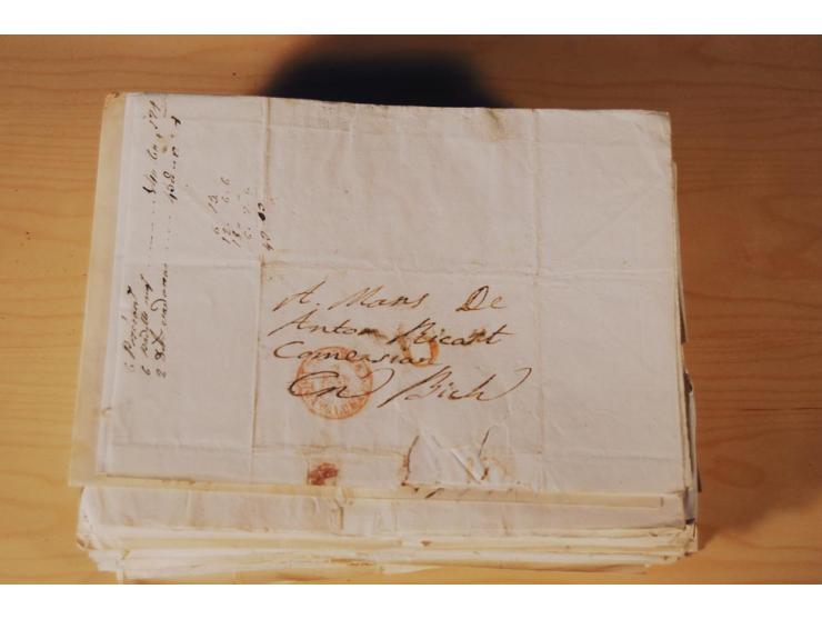 1830/50 (ca.), rd. 300 aktenfrische Vorphilabriefe mit Inhalt, alle mit roten oder schwarzen L2 bzw. DKr. mit diversen Taxste