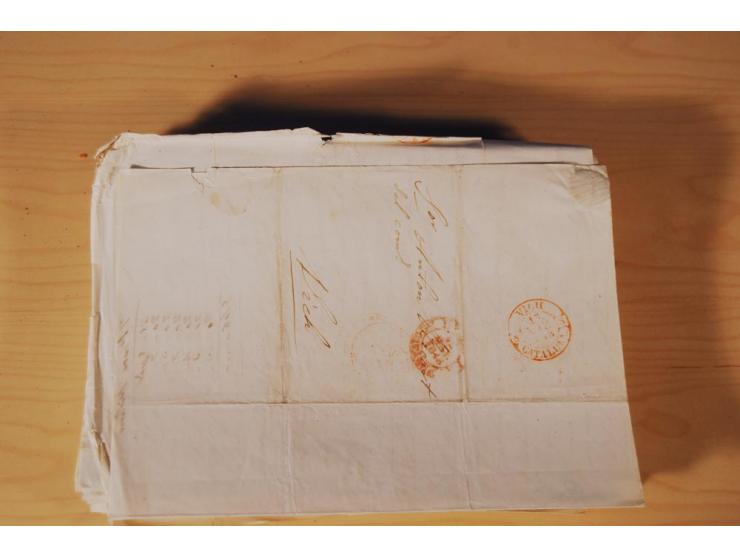 1830/50 (ca.), rd. 300 aktenfrische Vorphilabriefe mit Inhalt, alle mit roten oder schwarzen L2 bzw. DKr. mit diversen Taxste