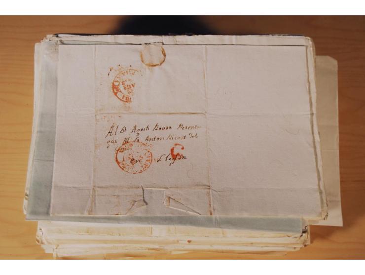 1830/50 (ca.), rd. 300 aktenfrische Vorphilabriefe mit Inhalt, alle mit roten oder schwarzen L2 bzw. DKr. mit diversen Taxste