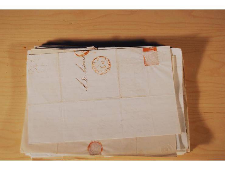 1830/50 (ca.), rd. 300 aktenfrische Vorphilabriefe mit Inhalt, alle mit roten oder schwarzen L2 bzw. DKr. mit diversen Taxste