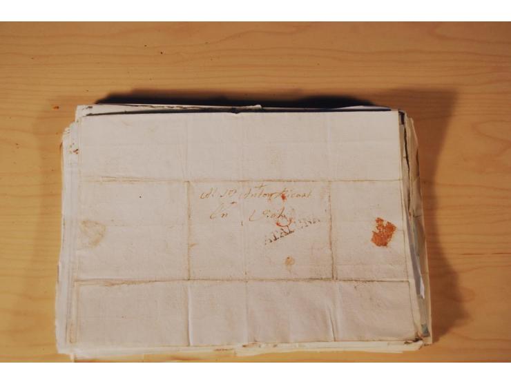 1830/50 (ca.), rd. 300 aktenfrische Vorphilabriefe mit Inhalt, alle mit roten oder schwarzen L2 bzw. DKr. mit diversen Taxste