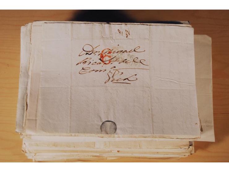 1830/50 (ca.), rd. 300 aktenfrische Vorphilabriefe mit Inhalt, alle mit roten oder schwarzen L2 bzw. DKr. mit diversen Taxste