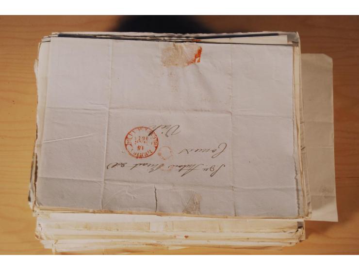1830/50 (ca.), rd. 300 aktenfrische Vorphilabriefe mit Inhalt, alle mit roten oder schwarzen L2 bzw. DKr. mit diversen Taxste