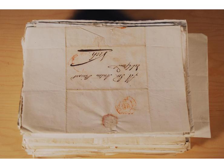 1830/50 (ca.), rd. 300 aktenfrische Vorphilabriefe mit Inhalt, alle mit roten oder schwarzen L2 bzw. DKr. mit diversen Taxste
