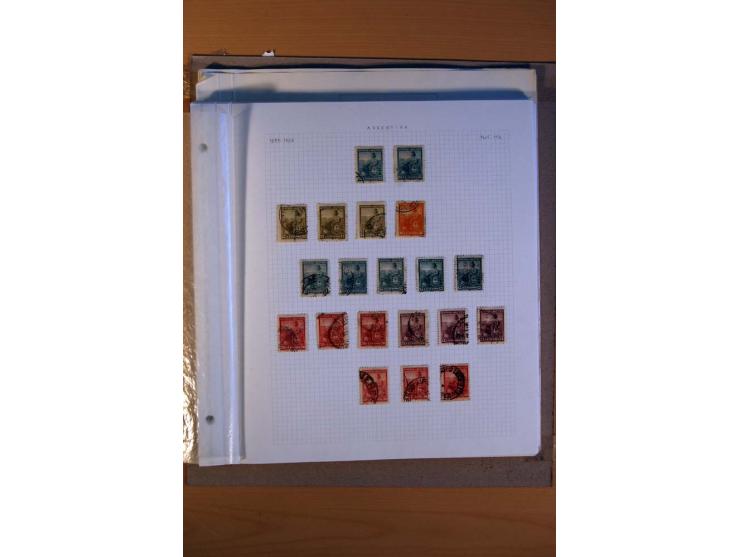1858/1929, ungebrauchte und gestempelte Sammlung mit vielen besseren Werten, dabei Mi.-Nr. 1 auf Brief nach Rosario, 3 auf Br